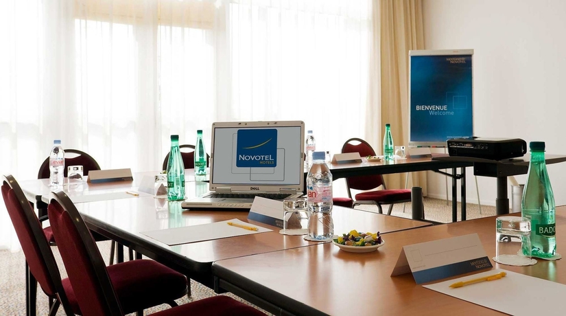 Imagen de los interiores del Hotel Novotel Bourges. Foto 16