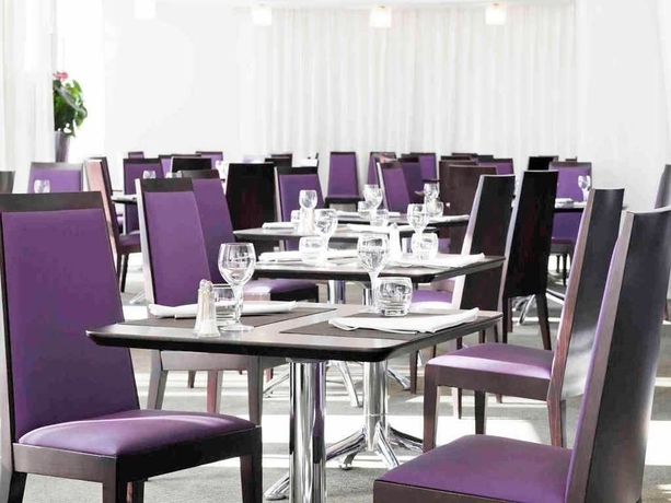 Imagen del bar/restaurante del Hotel Novotel Bourges. Foto 8