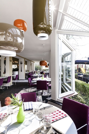 Imagen del bar/restaurante del Hotel Novotel Breda. Foto 9