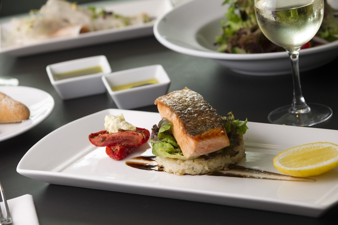 Imagen del bar/restaurante del Hotel Novotel Brisbane Airport. Foto 7