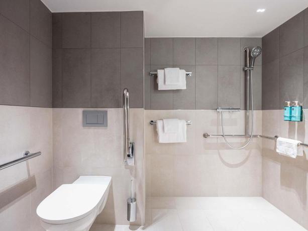 Imagen de la habitación del Hotel Novotel Brugge Centrum. Foto 5