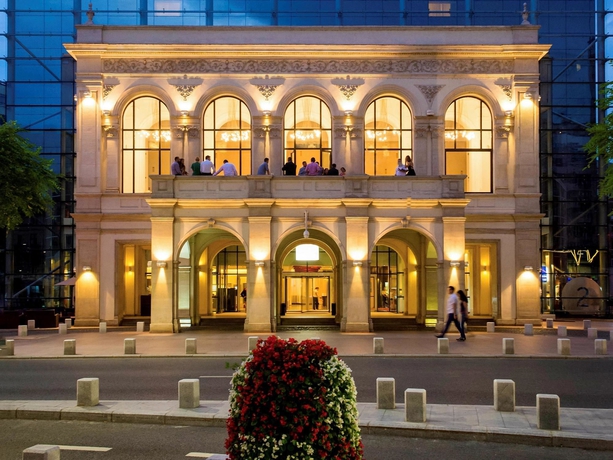 Imagen general del Hotel Novotel Bucharest City Centre. Foto 2