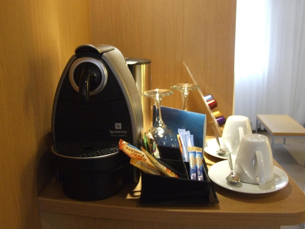 Imagen de la habitación del Hotel Novotel Budapest City. Foto 10