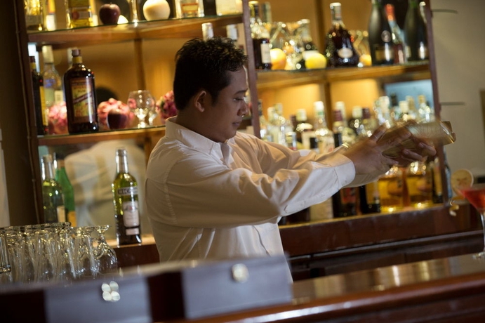 Imagen del bar/restaurante del Hotel Novotel Bukittinggi. Foto 3