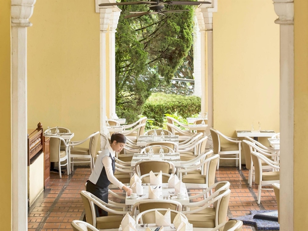 Imagen del bar/restaurante del Hotel Novotel Bukittinggi. Foto 6