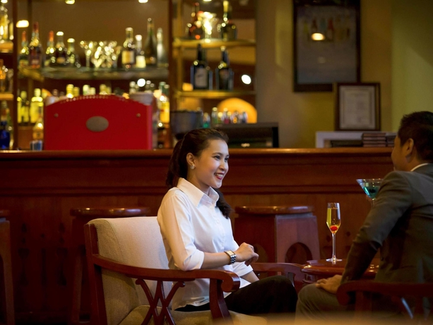 Imagen del bar/restaurante del Hotel Novotel Bukittinggi. Foto 8