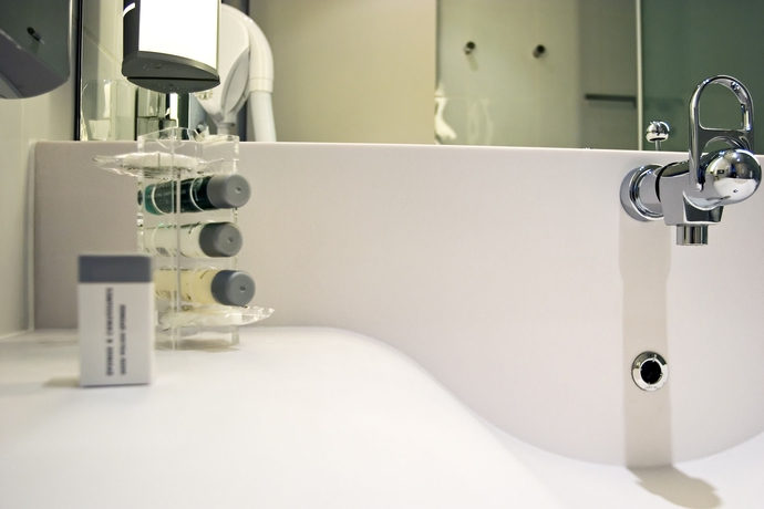 Imagen de la habitación del Hotel Novotel Caen Cote De Nacre. Foto 11