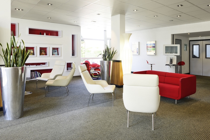 Imagen de los interiores del Hotel Novotel Caen Cote De Nacre. Foto 15