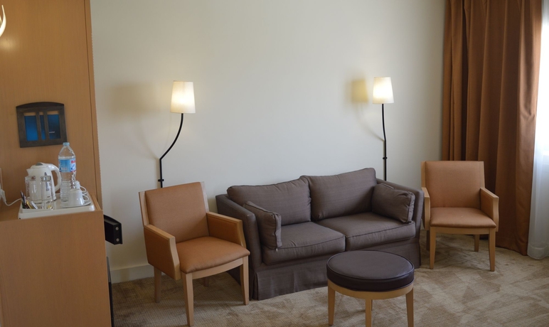 Imagen de los interiores del Hotel Novotel Cairo 6th Of October. Foto 15