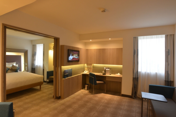 Imagen de los interiores del Hotel Novotel Cairo Airport. Foto 15