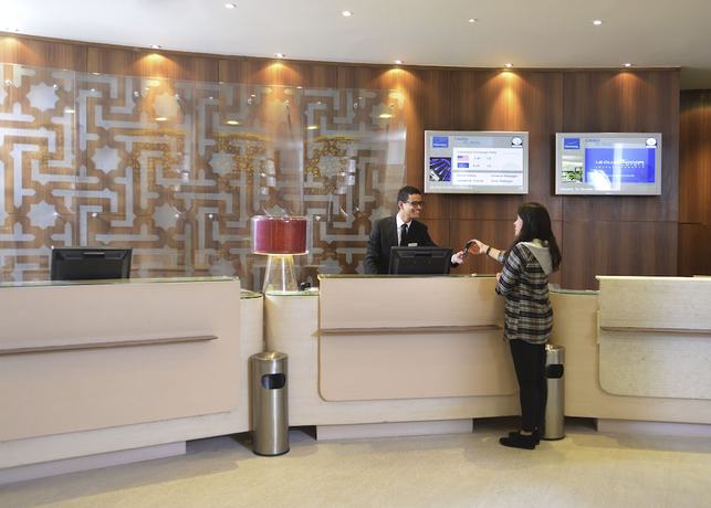 Imagen de los interiores del Hotel Novotel Cairo El Borg. Foto 19