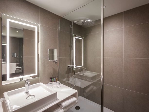 Imagen de la habitación del Hotel Novotel Cambridge North. Foto 2