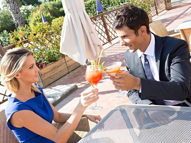 Imagen general del Hotel Novotel Caserta Sud. Foto 2