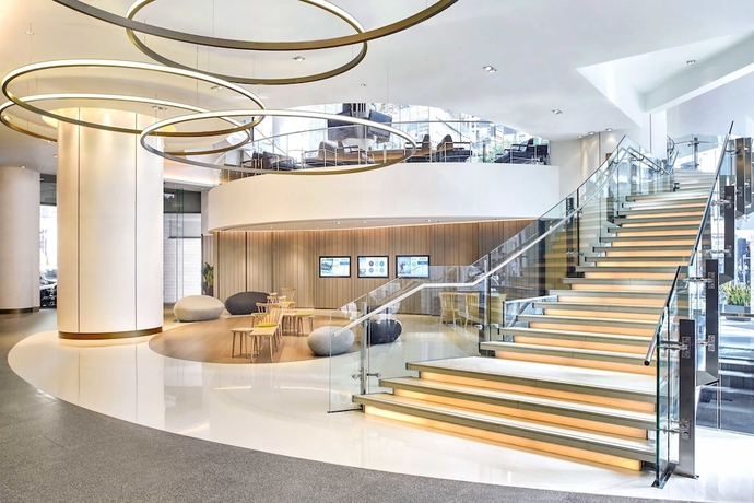 Imagen de los interiores del Hotel Novotel Century Hong Kong. Foto 13