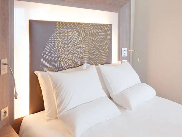 Imagen de la habitación del Hotel Novotel Chateau de Versailles. Foto 13