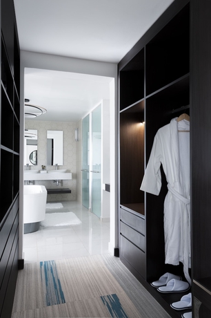 Imagen de la habitación del Hotel Novotel Convention y Spa Antananarivo. Foto 12