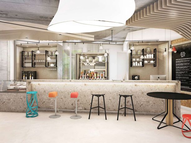 Imagen del bar/restaurante del Hotel Novotel Deauville Plage. Foto 7