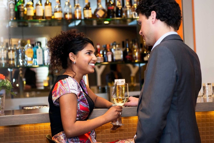 Imagen del bar/restaurante del Hotel Novotel Den Haag World Forum. Foto 9