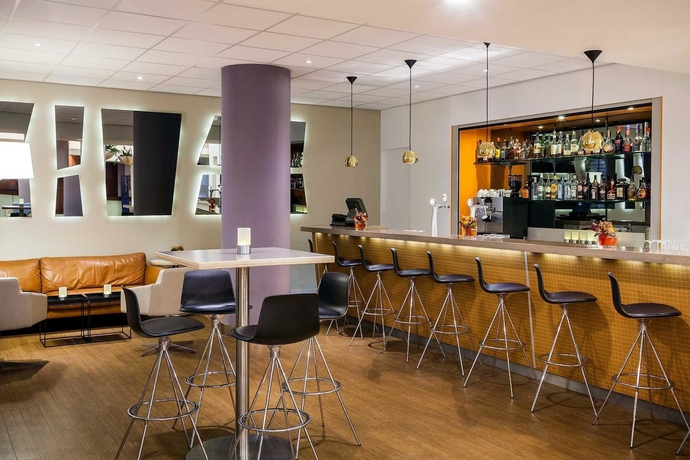 Imagen del bar/restaurante del Hotel Novotel Den Haag World Forum. Foto 10