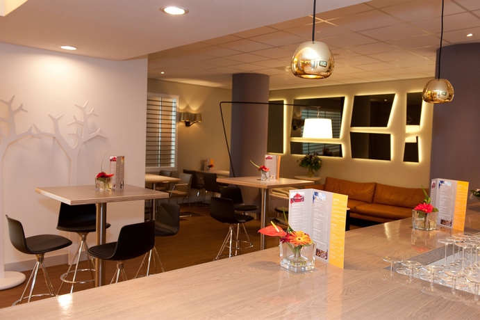 Imagen del bar/restaurante del Hotel Novotel Den Haag World Forum. Foto 11