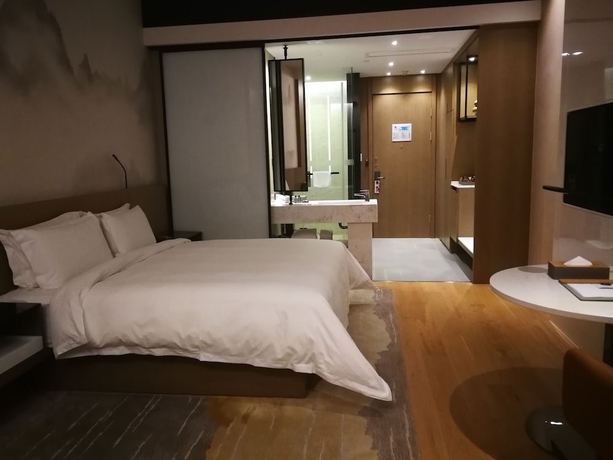 Imagen de la habitación del Hotel Novotel Deqing Moganshan. Foto 2
