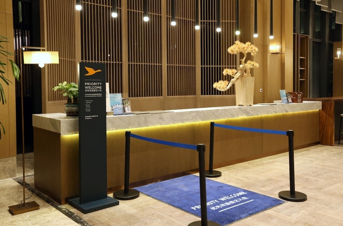 Imagen de los interiores del Hotel Novotel Deqing Moganshan. Foto 19