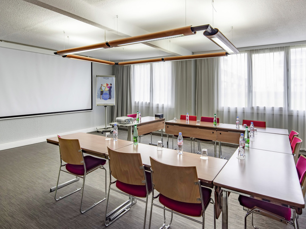 Imagen de los interiores del Hotel Novotel Dijon Sud. Foto 18
