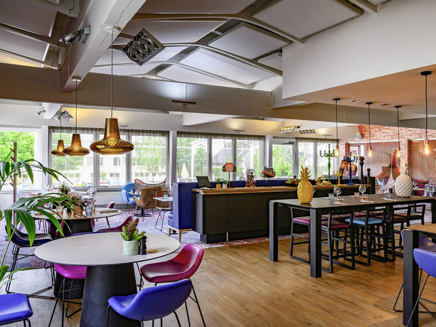 Imagen del bar/restaurante del Hotel Novotel Dijon Sud. Foto 8