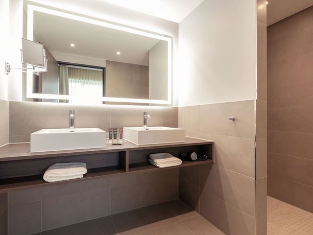 Imagen de la habitación del Hotel Novotel Duesseldorf Airport. Foto 7