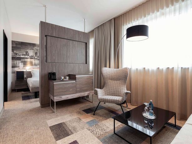 Imagen de la habitación del Hotel Novotel Duesseldorf Airport. Foto 15