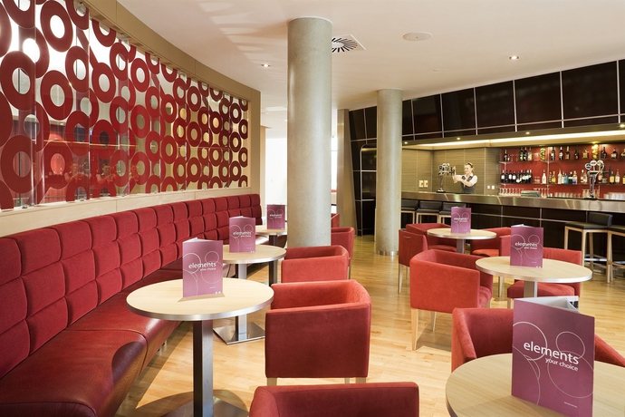 Imagen de los interiores del Hotel Novotel Edinburgh Park. Foto 9