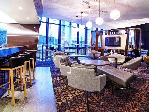 Imagen del bar/restaurante del Hotel Novotel Edinburgh Park. Foto 6