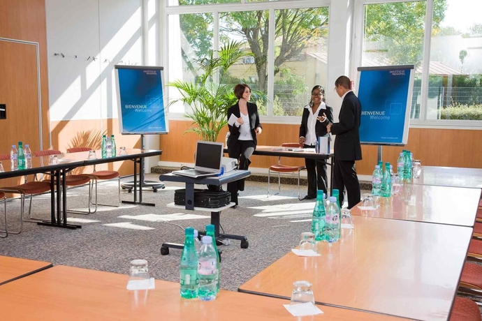 Imagen de los interiores del Hotel Novotel Evry Courcouronnes. Foto 12