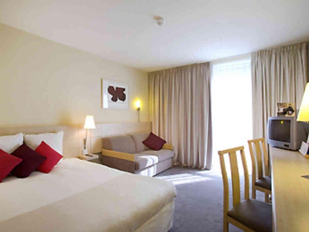 Imagen de la habitación del Hotel Novotel Fontainebleau Ury. Foto 6