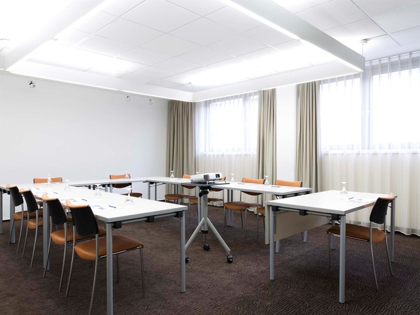 Imagen de los interiores del Hotel Novotel Frankfurt City. Foto 15