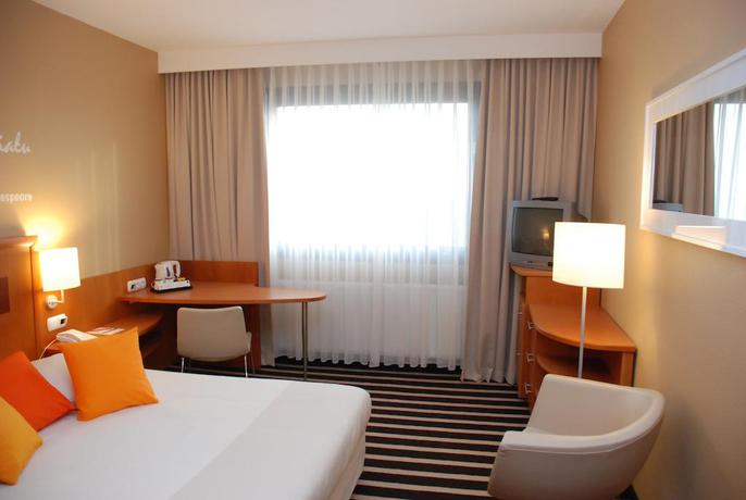 Imagen de la habitación del Hotel Novotel Gdansk Marina. Foto 6