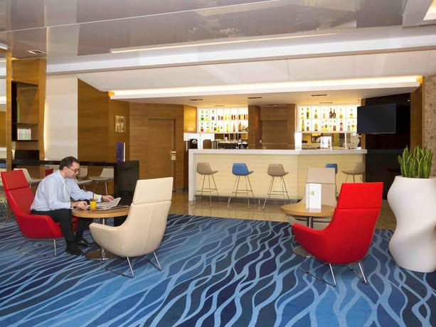 Imagen del bar/restaurante del Hotel Novotel Gdansk Marina. Foto 5