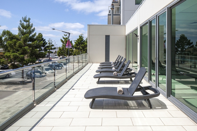 Imagen de la piscina del Hotel Novotel Geelong. Foto 13