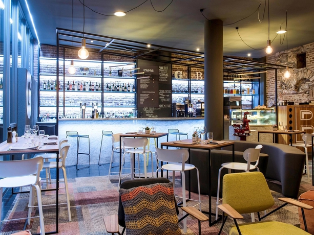 Imagen del bar/restaurante del Hotel Novotel Gent Centrum. Foto 8