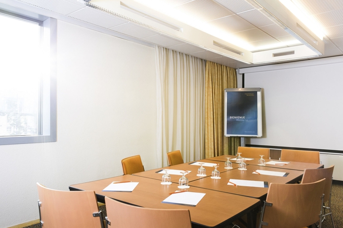 Imagen de los interiores del Hotel Novotel Grenoble Centre. Foto 11