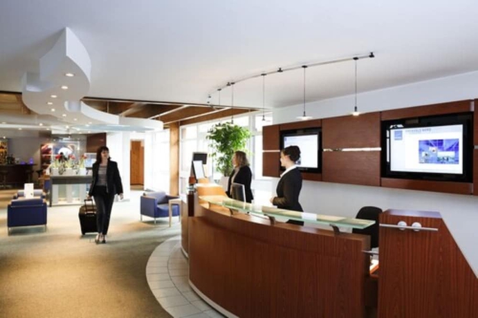 Imagen de los interiores del Hotel Novotel Grenoble Nord Voreppe. Foto 16