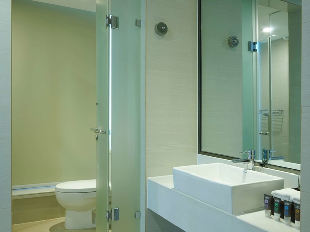 Imagen de la habitación del Hotel Novotel Guiyang Panjiang. Foto 3