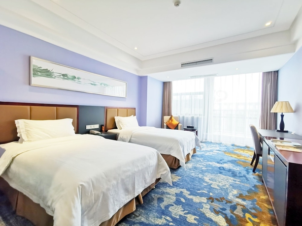 Imagen de la habitación del Hotel Novotel Guiyang Panjiang. Foto 17