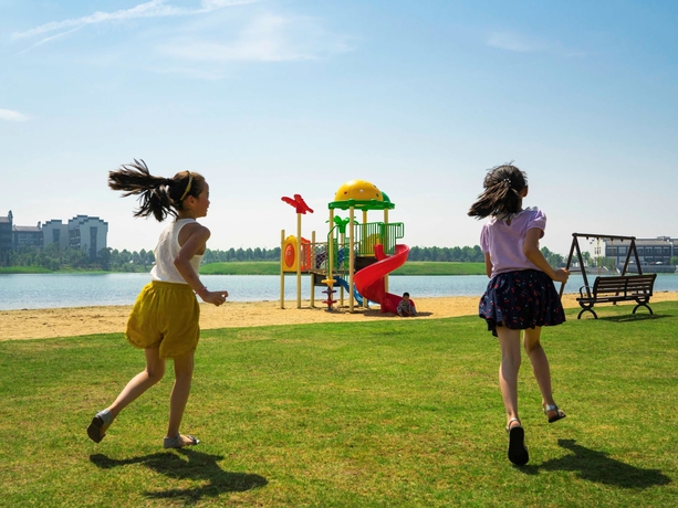 Imagen de los exteriores del Hotel Novotel Hefei Sunac. Foto 16