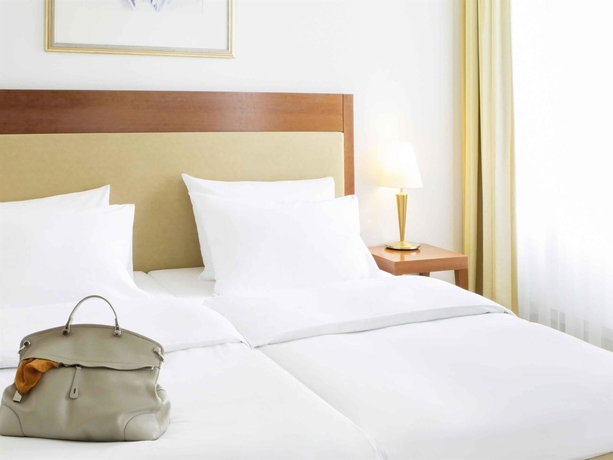 Imagen de la habitación del Hotel Novotel Hildesheim. Foto 8