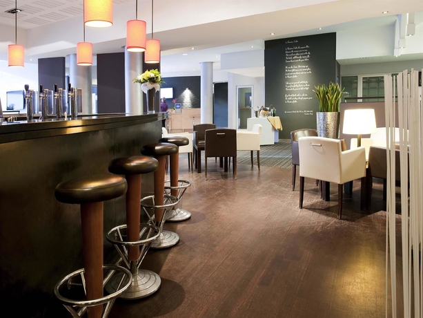 Imagen del bar/restaurante del Hotel Novotel Ieper Centrum Flanders Fields. Foto 7
