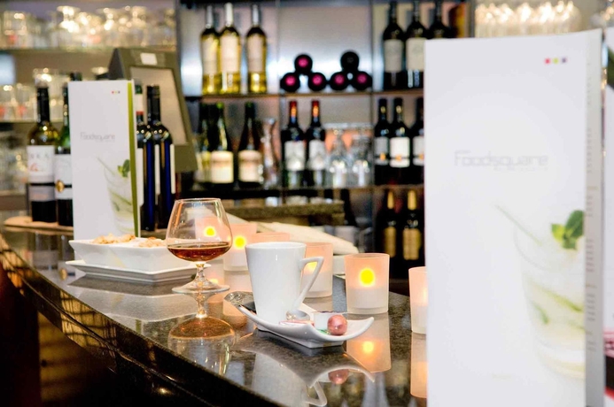 Imagen del bar/restaurante del Hotel Novotel Ieper Centrum Flanders Fields. Foto 8