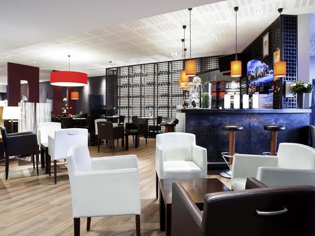 Imagen del bar/restaurante del Hotel Novotel Ieper Centrum Flanders Fields. Foto 10