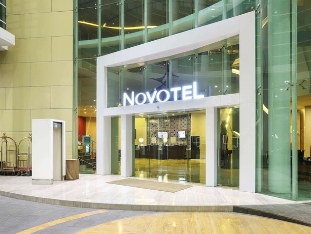 Imagen de los exteriores del Hotel Novotel Jakarta Gajah Mada. Foto 11