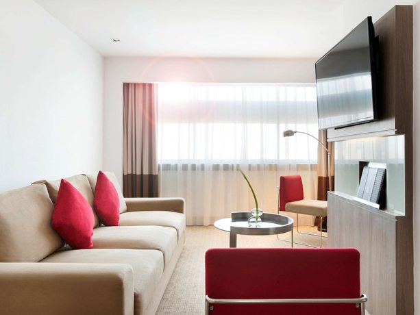 Imagen de la habitación del Hotel Novotel Jakarta Gajah Mada. Foto 7